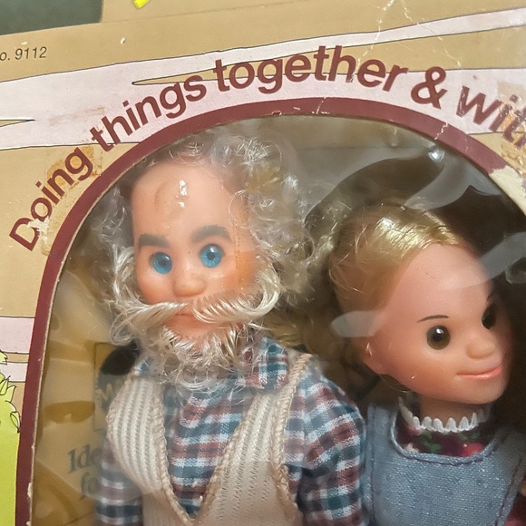 VTG THE HAPPY FAMILY + THE SUNSHINE FAMILY Grandparents Doll Sets Mattel 1975 - Picture 6 of 10